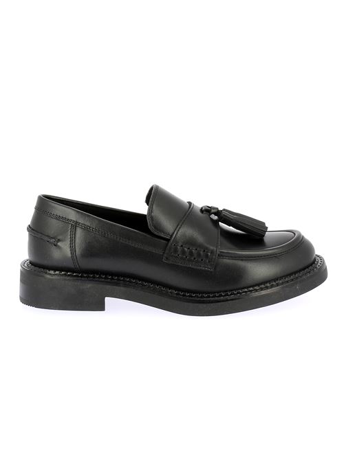 Serilda mocassino da donna in pelle nera con nappine decorative GEOX | D46WYH00043C9999