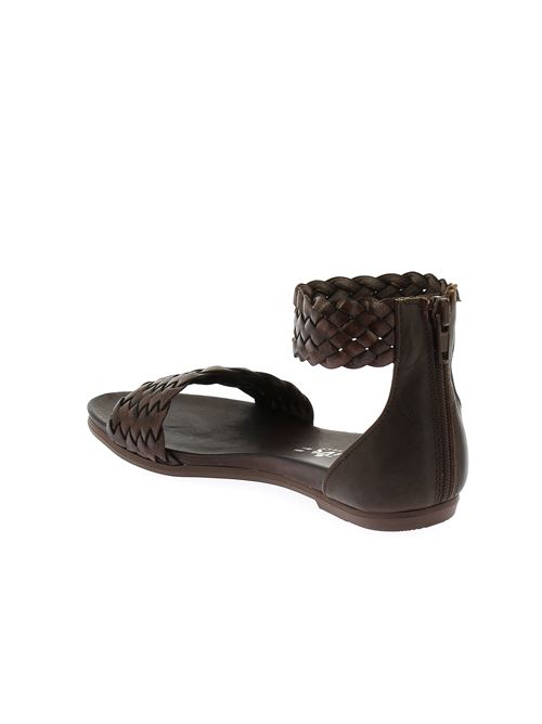 sandalo da donna in pelle intrecciata testa di moro CREATIVE | PL54628Y