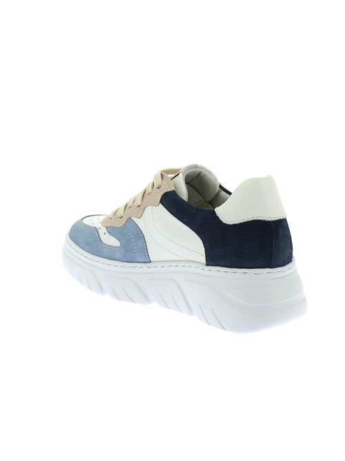 sneakers da donna in pelle e camoscio biaca e azzurro CALLAGHAN | 51809.5X